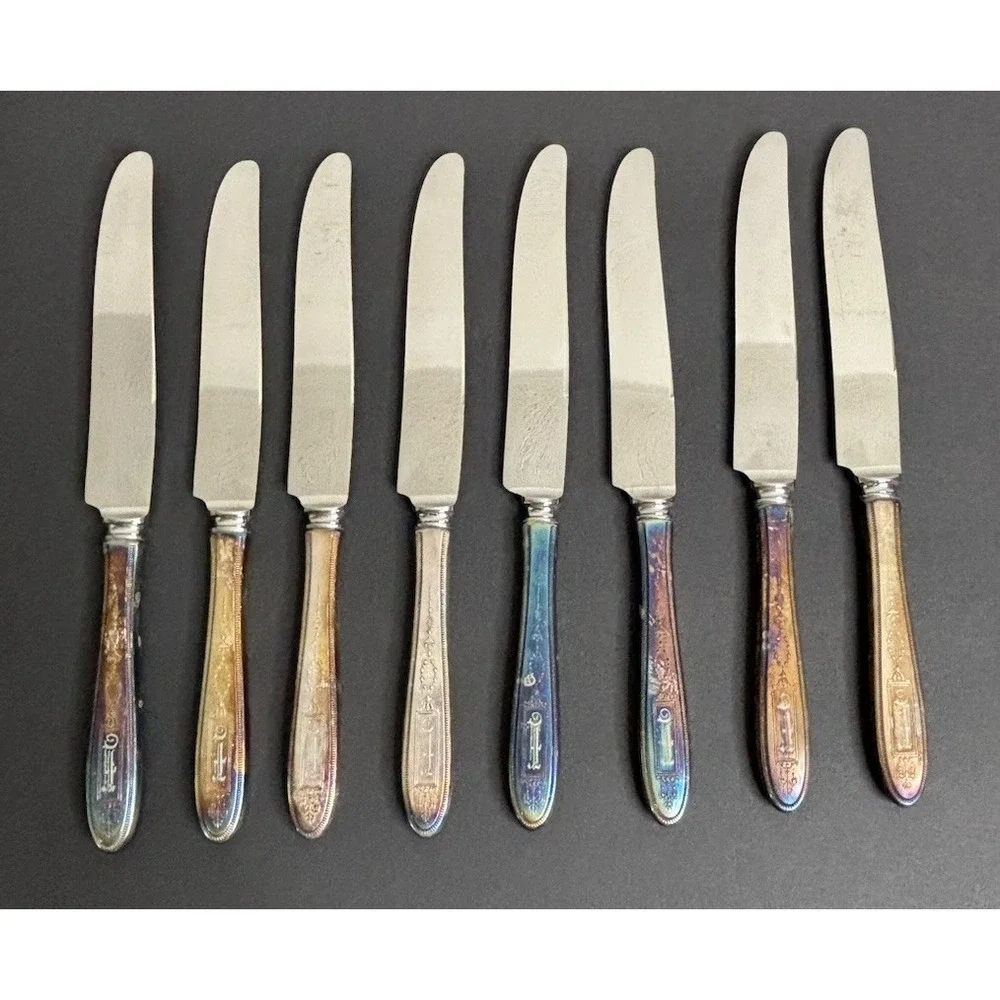 8 Oneida Community Grosvenor Dinner Knives Silverplate 9 1/2